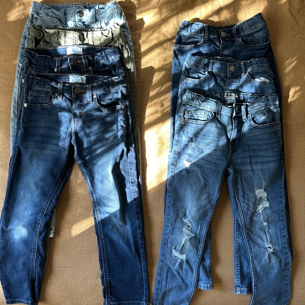 HUGE BUNDLE Boys Jeans and athletic sweats bundle